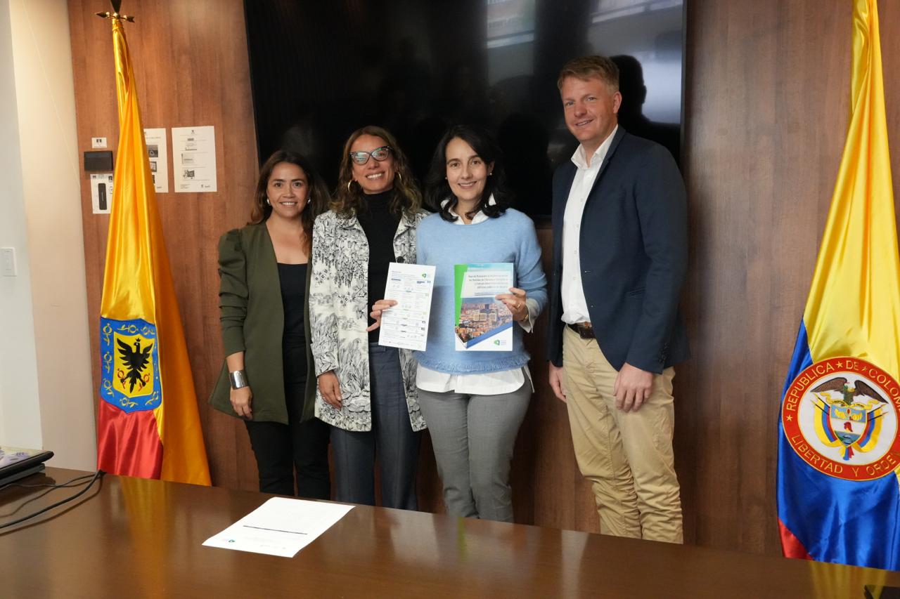 Secretaría de Ambiente, C40 y aliados concluyen estudios técnicos de energía solar y eficiencia energética en edificios públicos de Bogotá