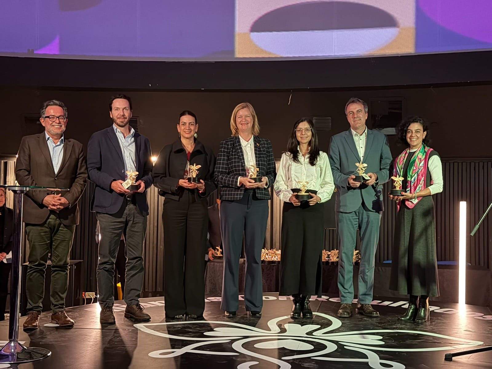 Bogotá recibe el premio nacional "Alianzas Innovadoras - Modelo APC Colombia Interuniversitario"